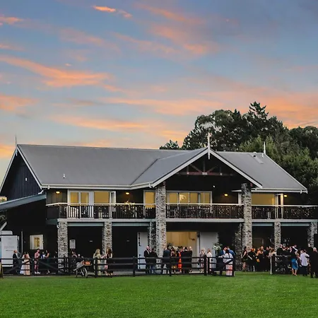 Hus - Boutique Venue & Accommodation-2